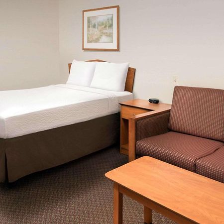 Woodspring Suites Savannah Garden City 외부 사진