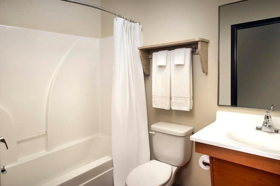 Woodspring Suites Savannah Garden City 외부 사진