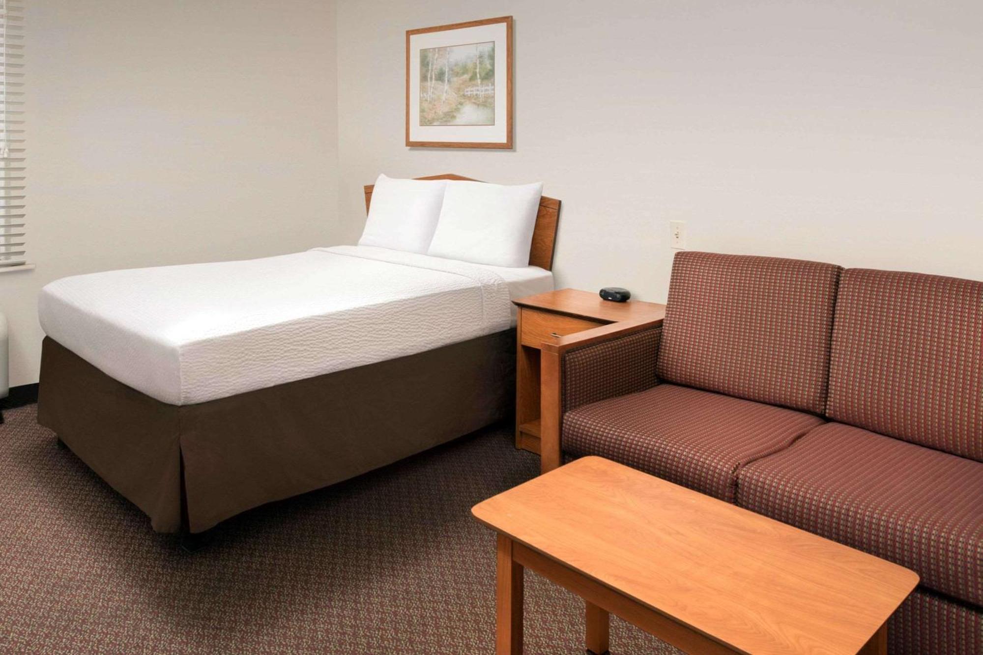 Woodspring Suites Savannah Garden City 외부 사진