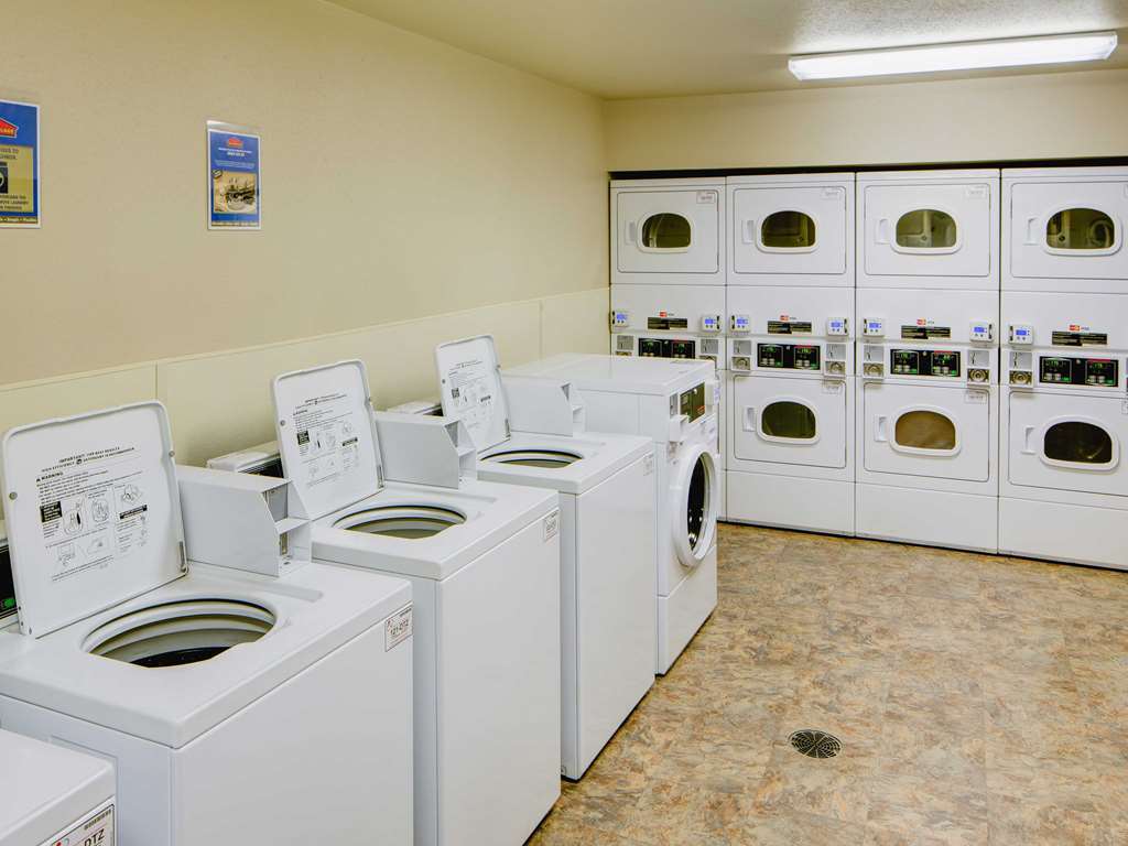Woodspring Suites Savannah Garden City 시설 사진