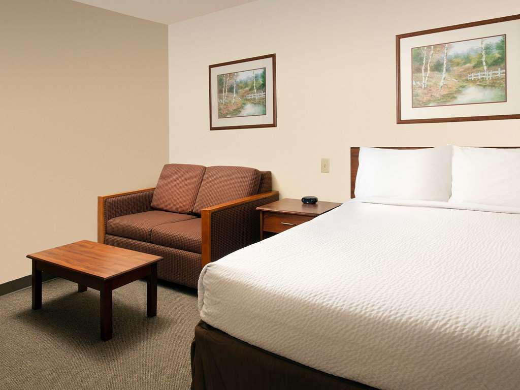 Woodspring Suites Savannah Garden City 객실 사진